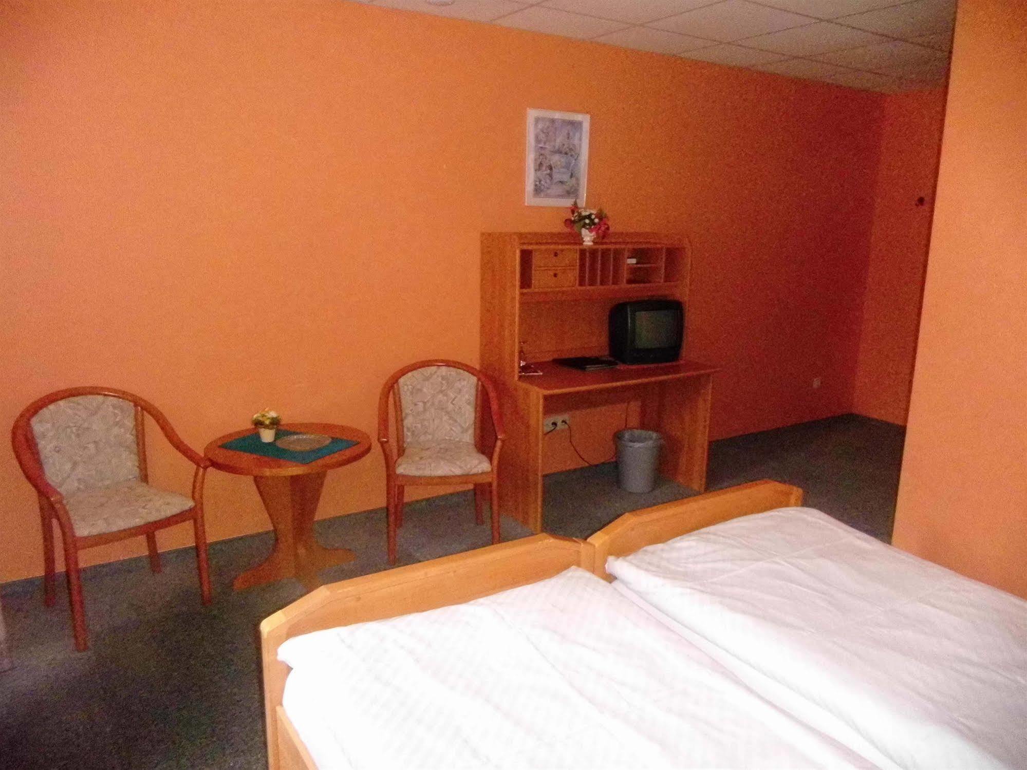 Hotel-Garni "Hof Von Hannover" فيتموند المظهر الخارجي الصورة
